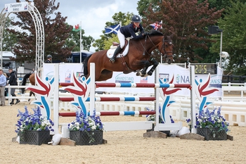 Jocasta Symons and Duffy II take the National Grade B Championship Final